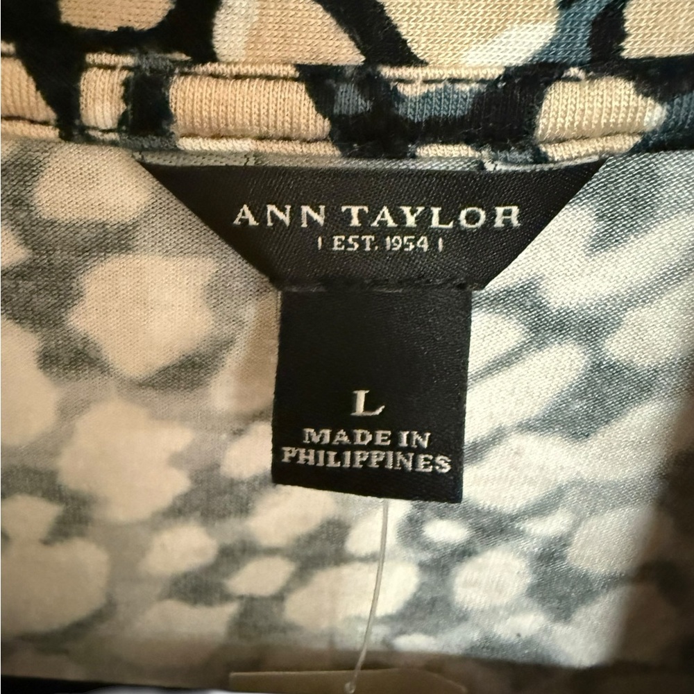 Ann Taylor Cream and Black Abstract Print Blouse